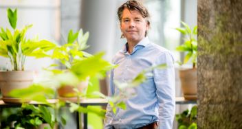  Anco Hoekema is zorginkoper huisartsenzorg bij Zilveren Kruis en De Friesland